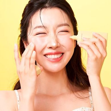 Легкий солнцезащитный флюид для лица SPF50+ PA++++ House of Hur Weightless Sun Fluid, 50 мл Купить  оптом в Украине